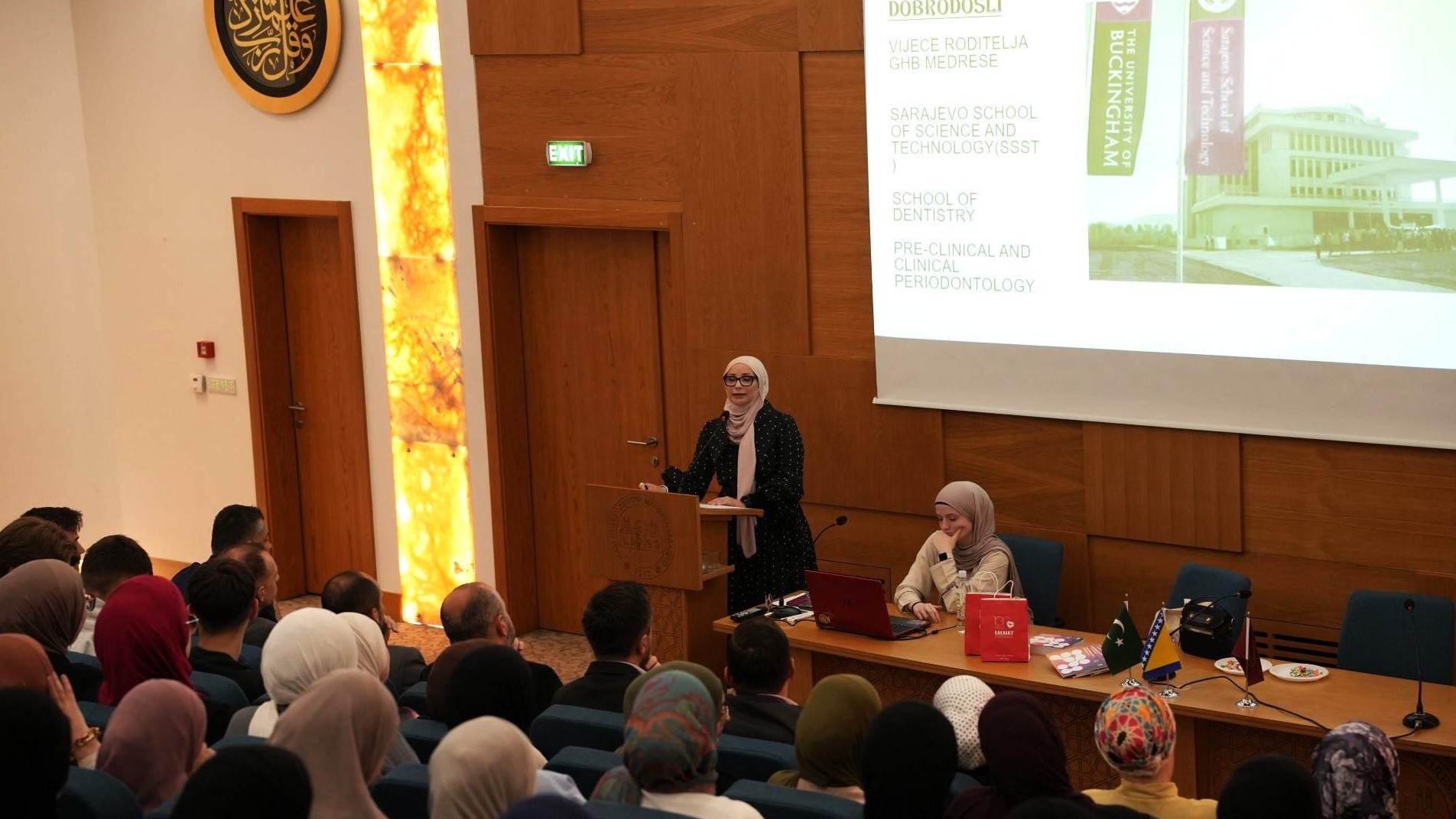 Predavanje u Gazi Husrev-begovoj medresi o štetnosti pušenja, vejpa i e-cigareta