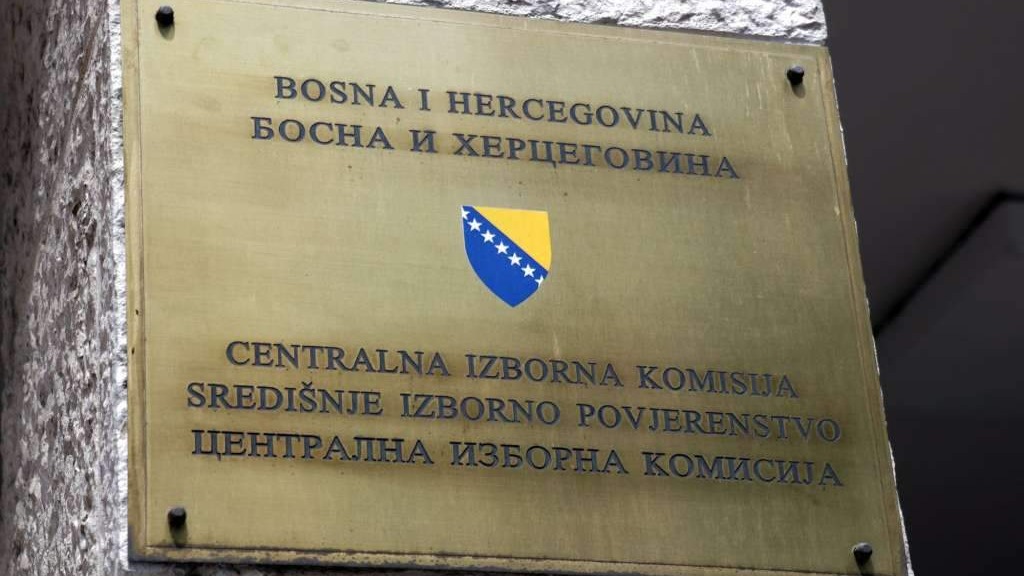 CIK BiH: Danas ističe rok za podnošenje prijava za ovjeru političkih stranaka i nezavisnih kandidata