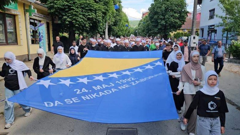 Članovi Mreže mladih obilježili Dan početka agresorskih napada na Kozarac