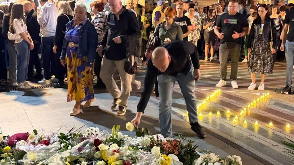 Tuzla: Zvukom sirene okončano komemorativno obilježavanje godišnjice zločina na Kapiji
