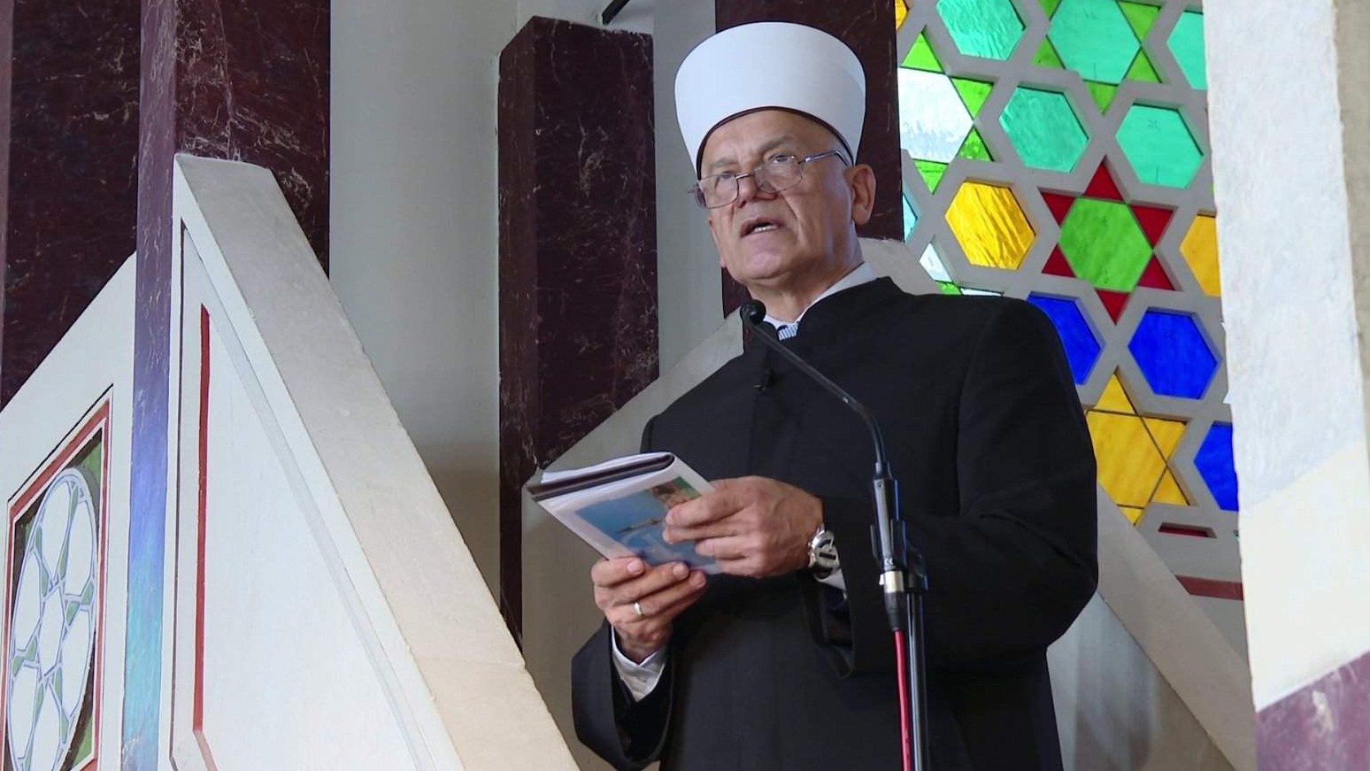 Muftija Smajlović: Šejtan potiče ljudski rod na poniženje kroz nasilje, isključivost i nepravdu