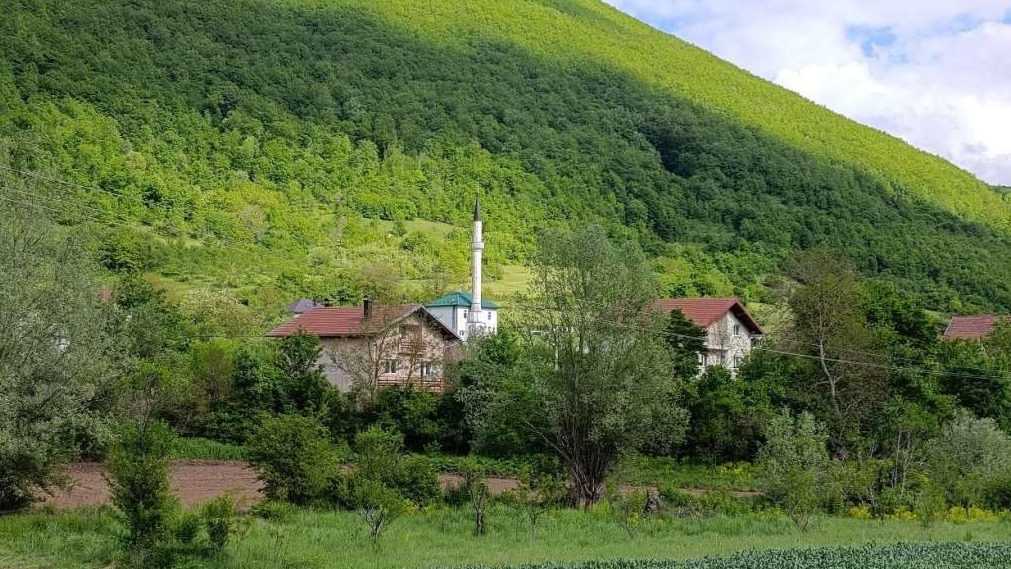 U povratničkim naseljima kod Bihaća život se i dalje gradi vlastitim rukama