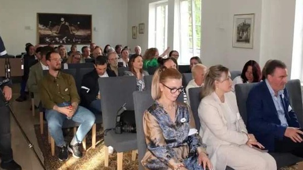 Dan bijelih traka u Oslu: Banjalučani iz dijaspore govorili o ratu i izbjeglištvu