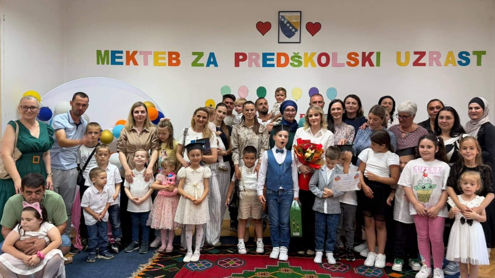Predškolci Mekteba “Dječija radost” u Bijeljini svečano ispraćeni pred polazak u školu