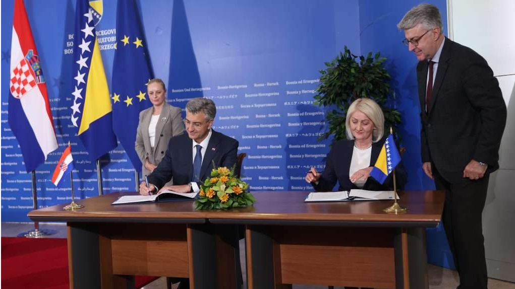 Bosna i Hercegovina i Hrvatska potpisale ugovor o graničnim prelazima