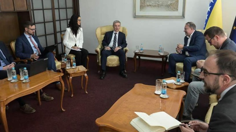 Premijer Nikšić razgovarao sa delegacijom Misije MMF-a