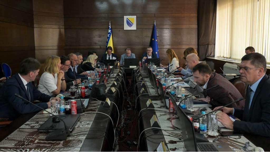 Vlada FBiH - Utvrđena maksimalna visina marži za neaditivirane naftne derivate