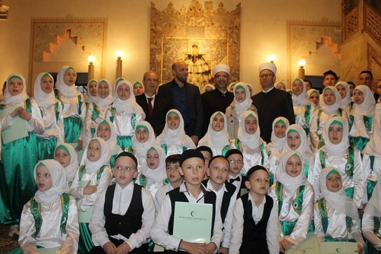 Sarajevsko muftijstvo i MIZ Sarajevo najuspješniji na 19. finalnom mektebskom takmičenju Rijaseta IZBiH