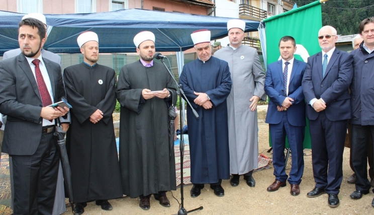 Svečanost u Čajniču: Položen kamen temeljac za obnovu džamije Sinan-bega Boljanića