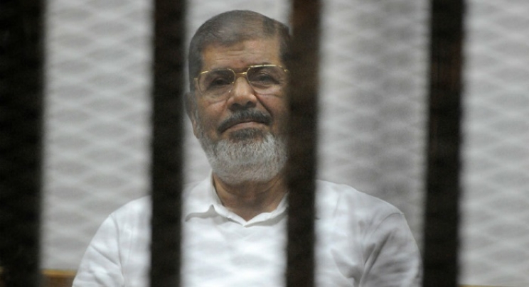 Poništena smrtna kazna svrgnutom egipatskom predsjedniku Mursiju, obnova suđenja