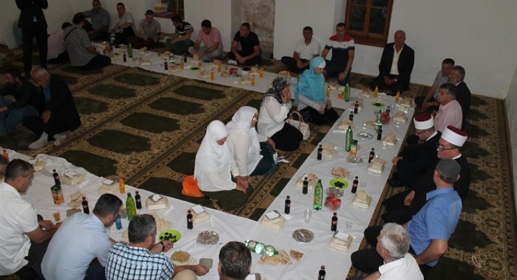 Mostarski muftija na iftaru u Bileći: Ne smijemo dozvoliti da nam džamije propadaju da nemaju sadržaja koji će im dati smisao i suštinu