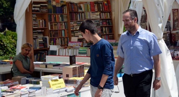 Ramazanski festival knjige pomaže biblioteku u Gornjem Vakufu/Uskoplju (VIDEO)