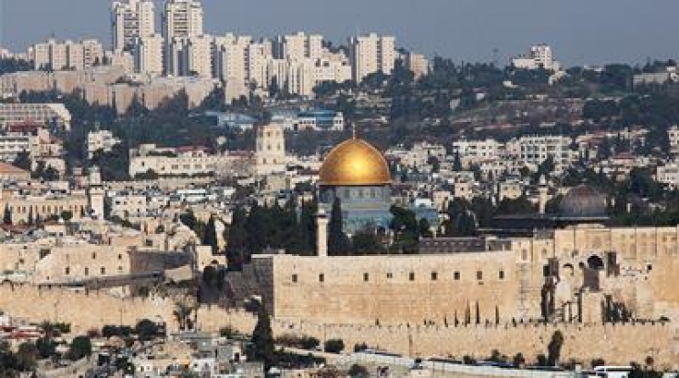 Izrael muslimanima privremeno zabranio ulazak u Al-Aksu