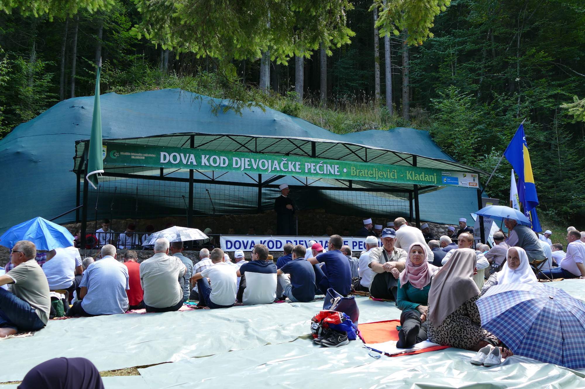 P1740001.JPG - Tradicionalna Dova kod Djevojačke pećine 25. augusta