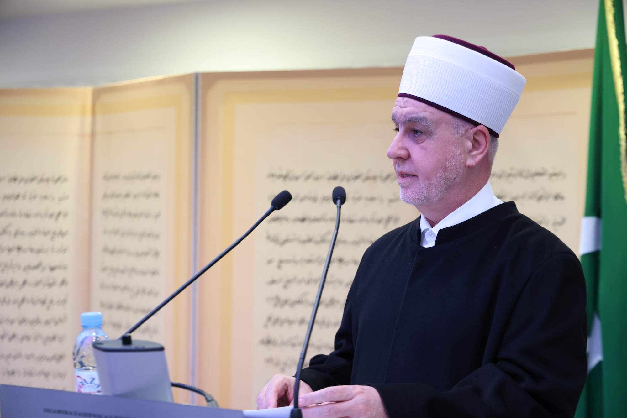 Reisul-ulema.JPG - Reisul-ulema: Bez zekata se ne zaslužuje Allahova milost