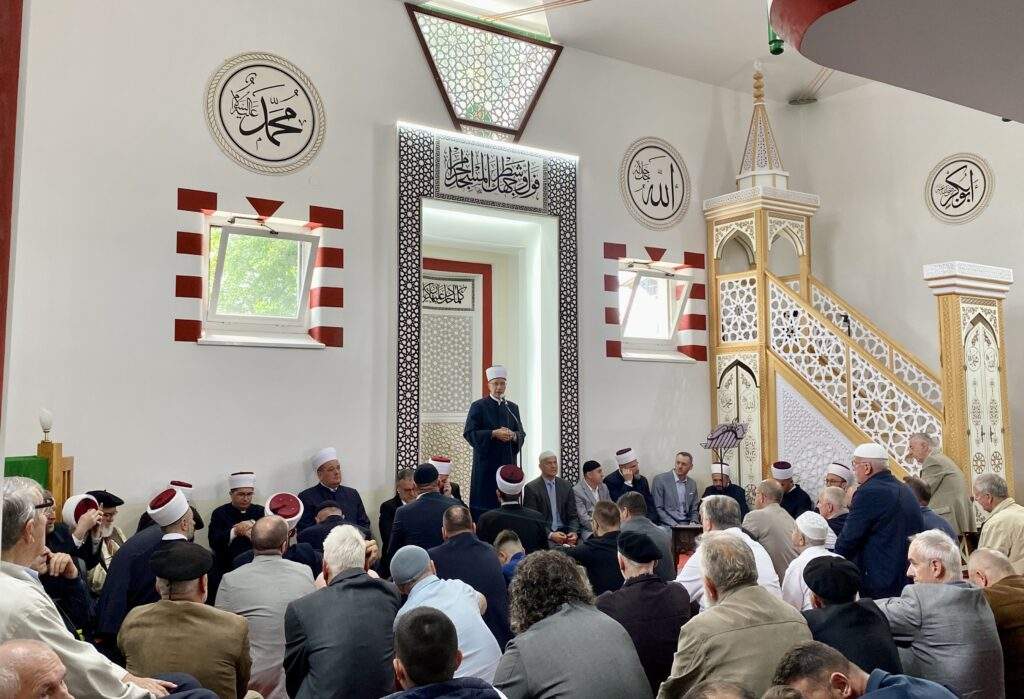 ikrar_dova_tuzla._1.jpeg - Proučena tradicionalna ikrar dova za tuzlanske hadžije