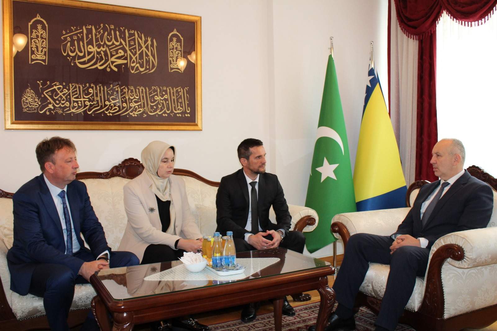 SA2.jpg - Jačanje institucionalne saradnje u oblasti islamskog obrazovanja: Direktor Medrese “Osman-ef. Redžović” posjetio muftiju sarajevskog