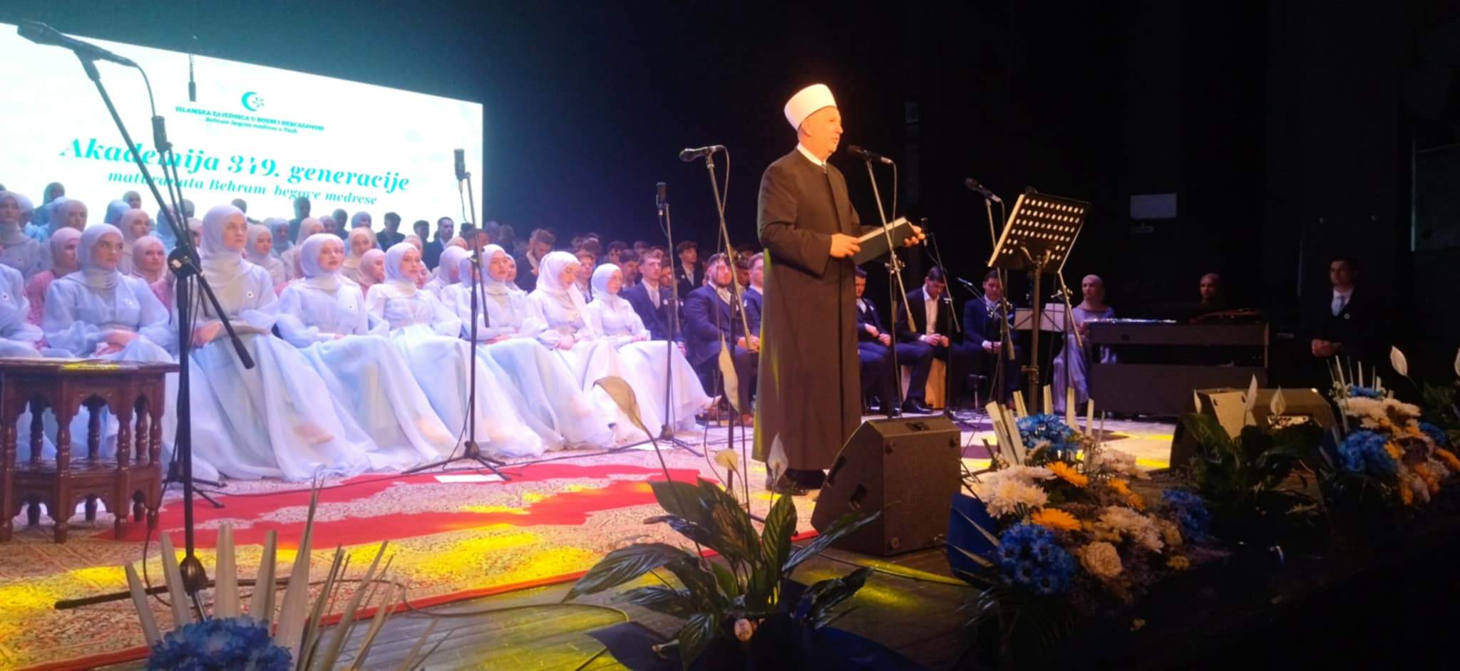 Akademija 349. generacija BBM Tuzla (1).jpg - Svečanom akademijom ispraćena 349. generacija Behram-begove medrese