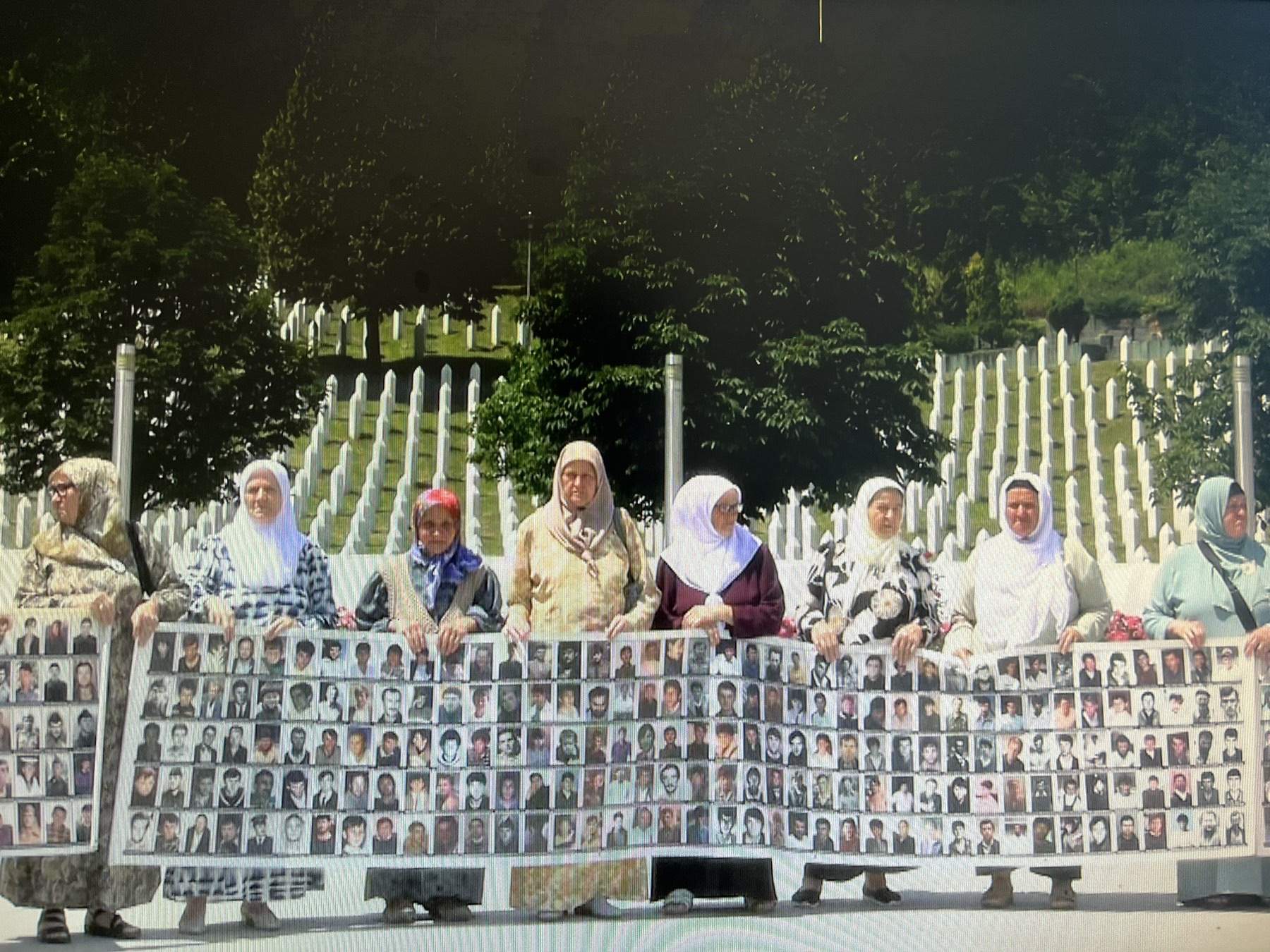IMG_9996.jpeg - Majke Srebrenice: Neumorni borci za istinu
