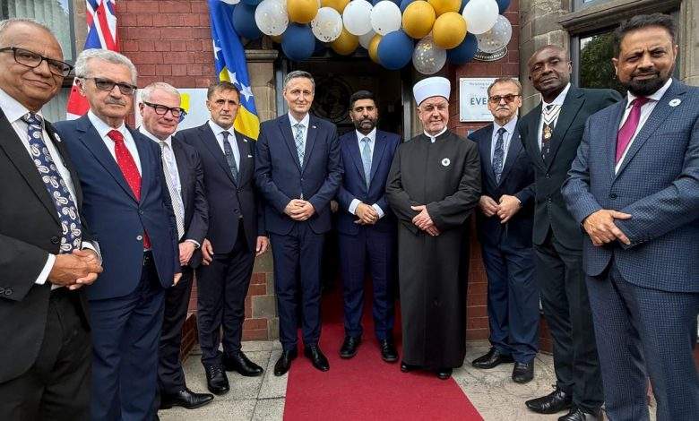 00.jpg - Reisul-ulema prisustvovao otvaranju Počasnog konzulata BiH u Midlandsu