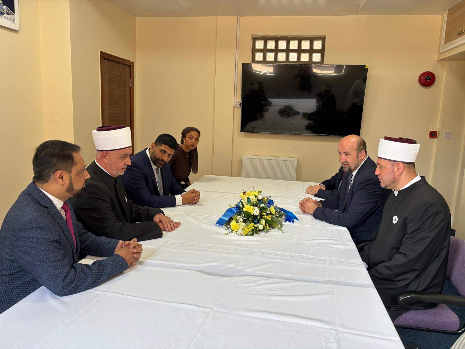 Sastanak.jpg - Reisul-ulema se sastao s ministrom za vjere u Vladi Ujedinjenog Kraljevstva