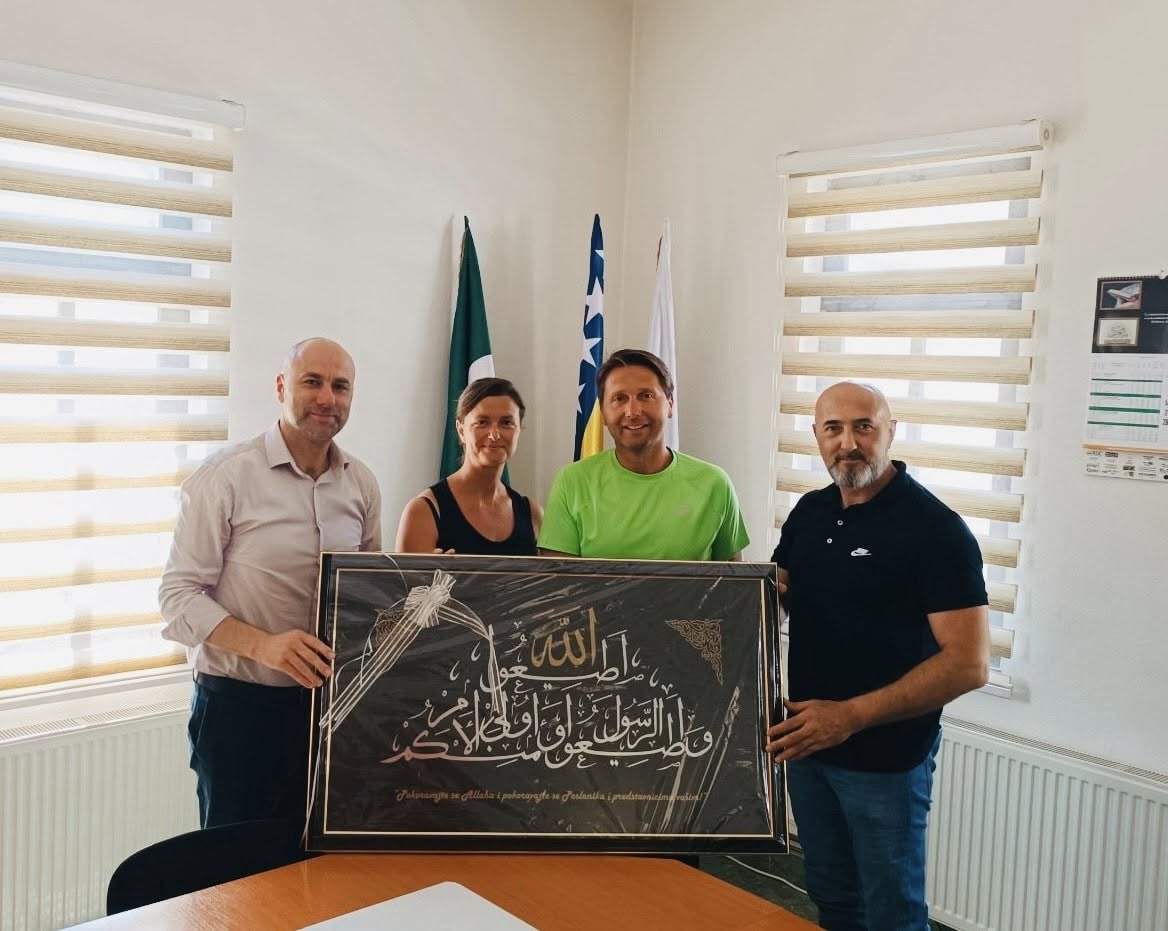 520993304_1152659553361991_7372531070855769468_n.jpg - Mirza i Alma Popara uvakufili imovinu za potrebe Islamske zajednice u Jajcu