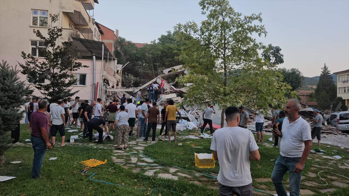 Snažan zemljotres pogodio zapadnu Tursku, osjetio se i u Istanbulu i Izmiru