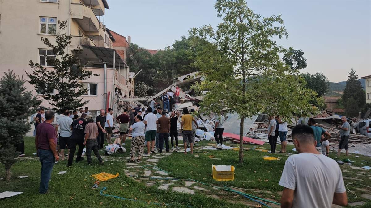 Snažan zemljotres pogodio zapadnu Tursku, osjetio se i u Istanbulu i Izmiru