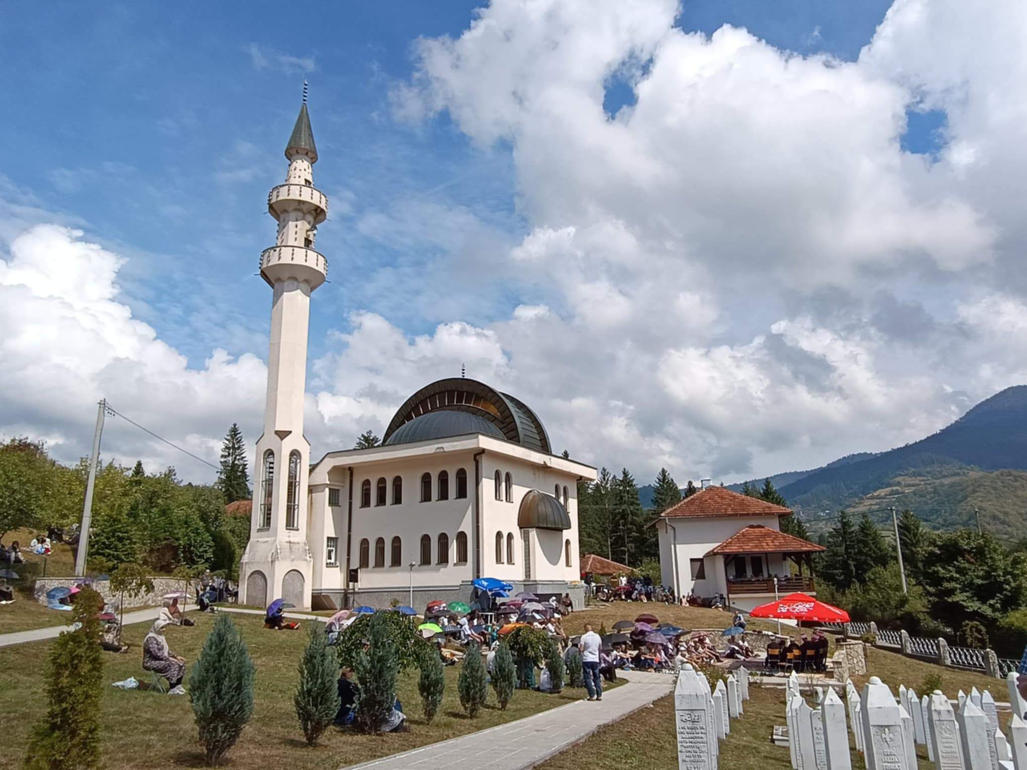 adf0491b-231f-4a20-ac6e-dbfd5258c9a9.jpg - MIZ Olovo: U srijedu će biti proučena tradicionalna Šehidska dova u Solunu 