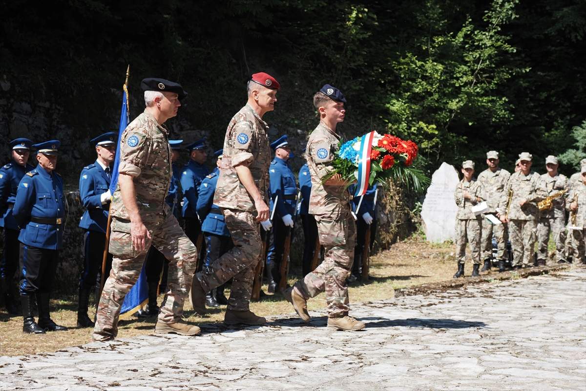 Obilježena 30. godišnjica pogibije američkih diplomata i francuskog vojnika na Igmanu (Foto: AA)