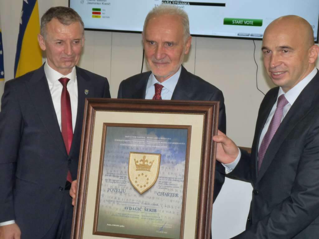 ZDK.jpg - Obilježen Dan Zeničko-dobojskog kantona – Šekib Avdagić i Matthew Field počasni građani ZDK-a