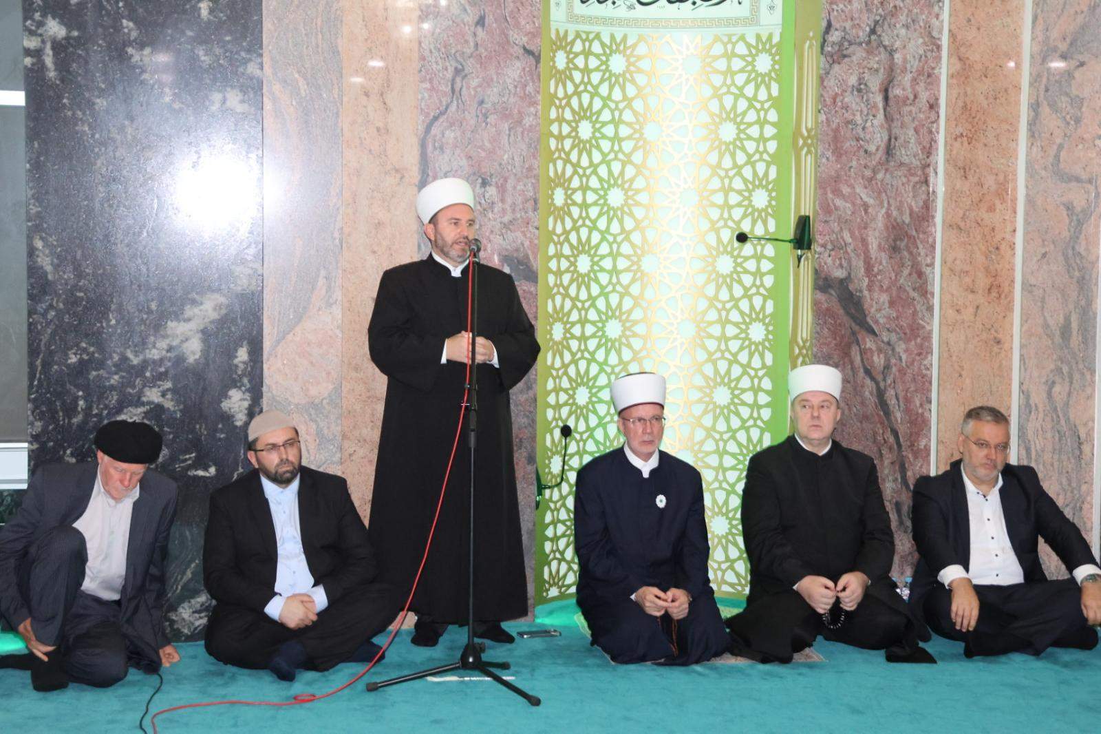 Foto: Alem Dedić/ Preporod.info - Centralna mevludska svečanost Muftijstva tuzlanskog: Muhammed, a.s., je ostavio najljepše obrasce praktične vjere koja se cijelim svojim bićem živi