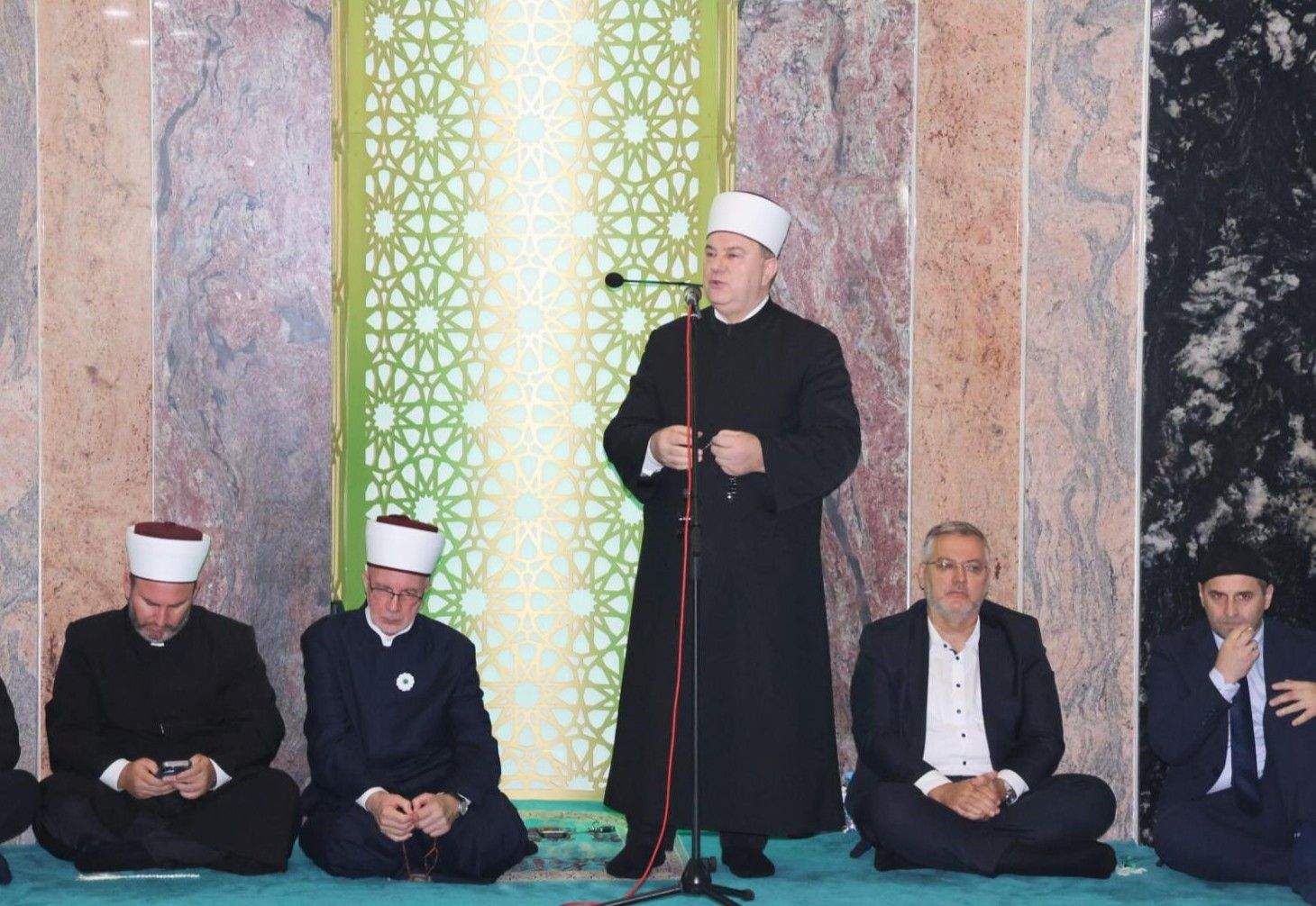 Foto: Alem Dedić/ Preporod.info - Centralna mevludska svečanost Muftijstva tuzlanskog: Muhammed, a.s., je ostavio najljepše obrasce praktične vjere koja se cijelim svojim bićem živi