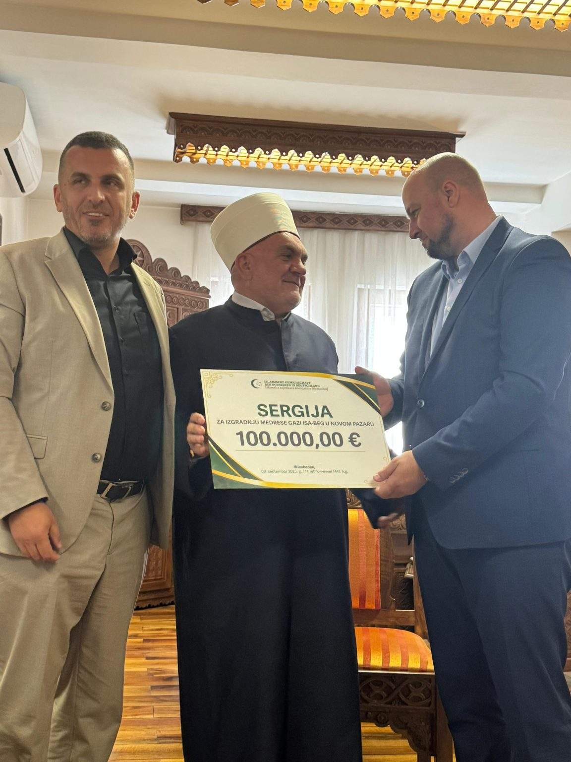 af585016-886c-4025-9236-3a64098695e8-1152x1536.jpg - Muftija Dudić i muftija Kobilica: Dijaspora oslonac razvoja Islamske zajednice, 100.000 eura za novu medresu