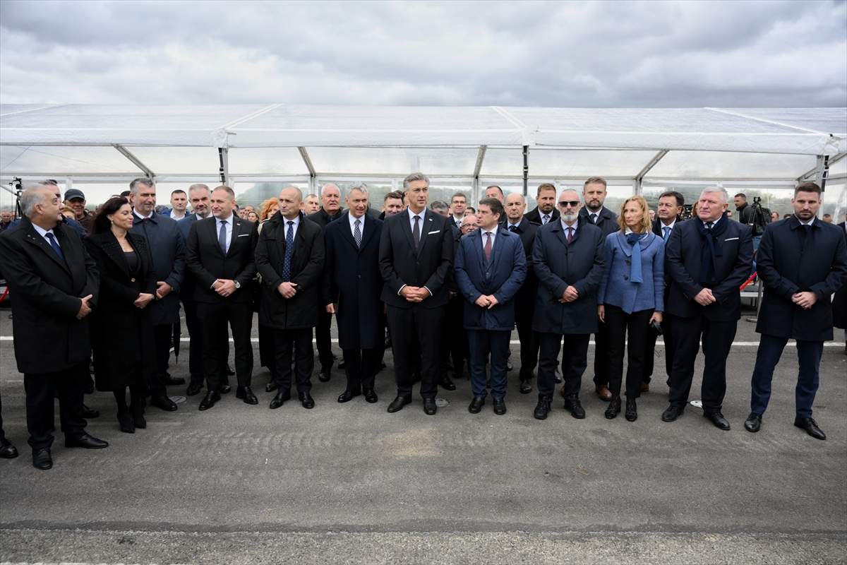 AA-20251006-39329325-39329323-HRVATSKA_ZAVRSILA_IZGRADNJU_AUTOCESTE_NA_KORIDORU_5C_ZILA_KUCAVICA_CENTRALNE_EVROPE.jpg - Hrvatska završila izgradnju autoceste na koridoru 5c: Žila kucavica centralne Evrope