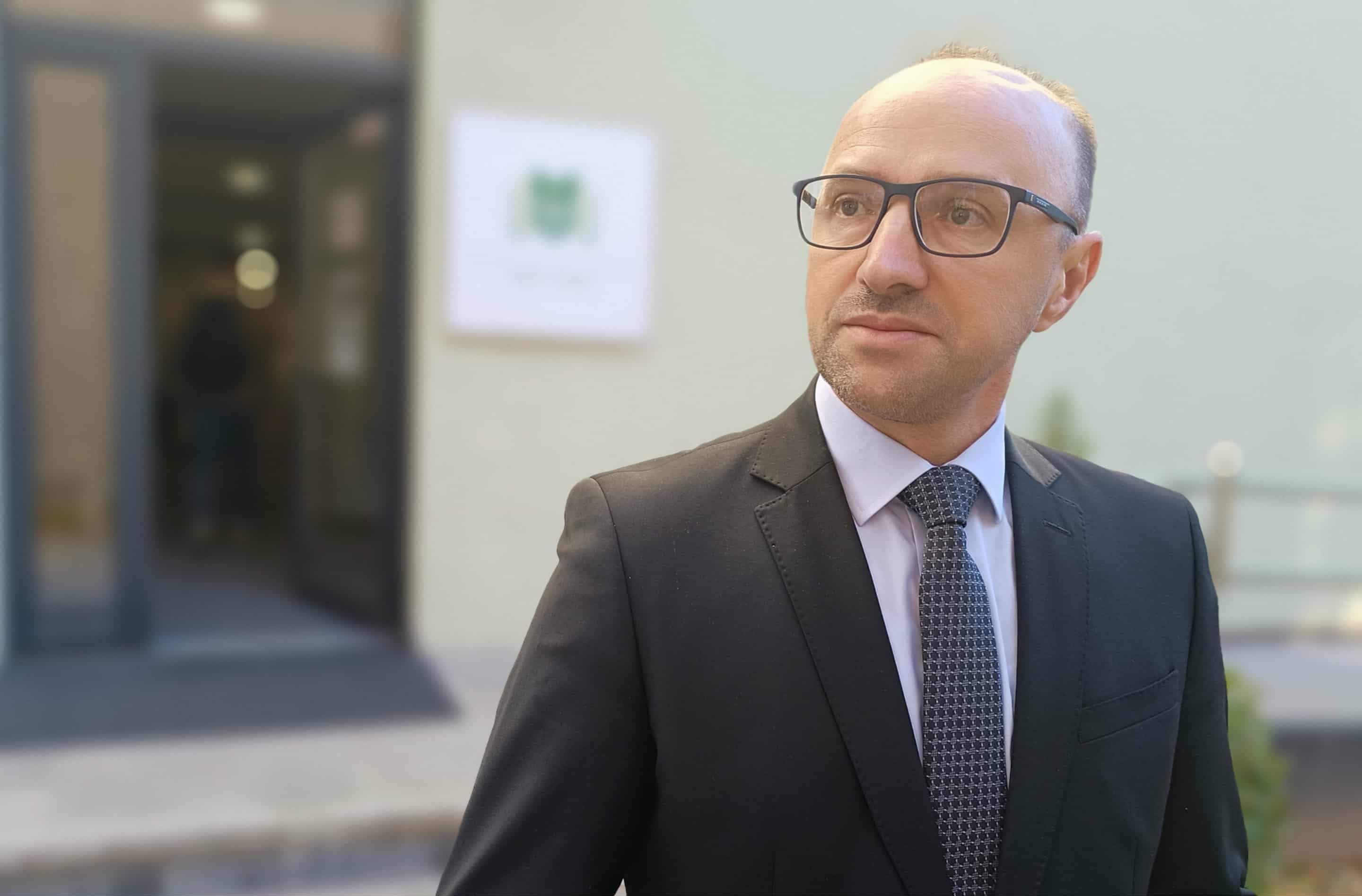 12fc4a66-f675-494c-8d38-b28420794325.jpg - “Književnost iznutra” – tematski razgovor s Amilom Kahrović-Posavljak