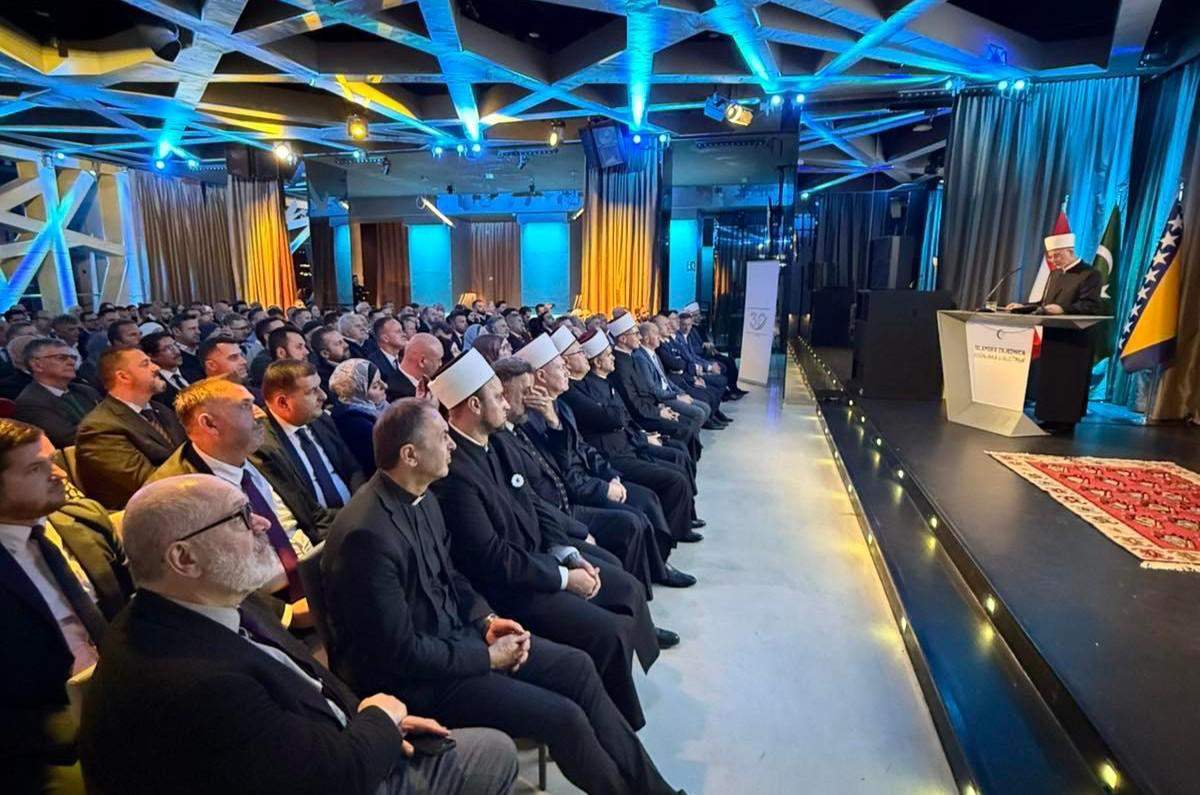 FOTO: Ured muftije za Zapadnu Evropu - Muftija Kobilica na obilježavanju 30 godina IZBA u Beču: Uprkos iskušenjima, ostali ste prisutni i lojalni svome dinu i Zajednici