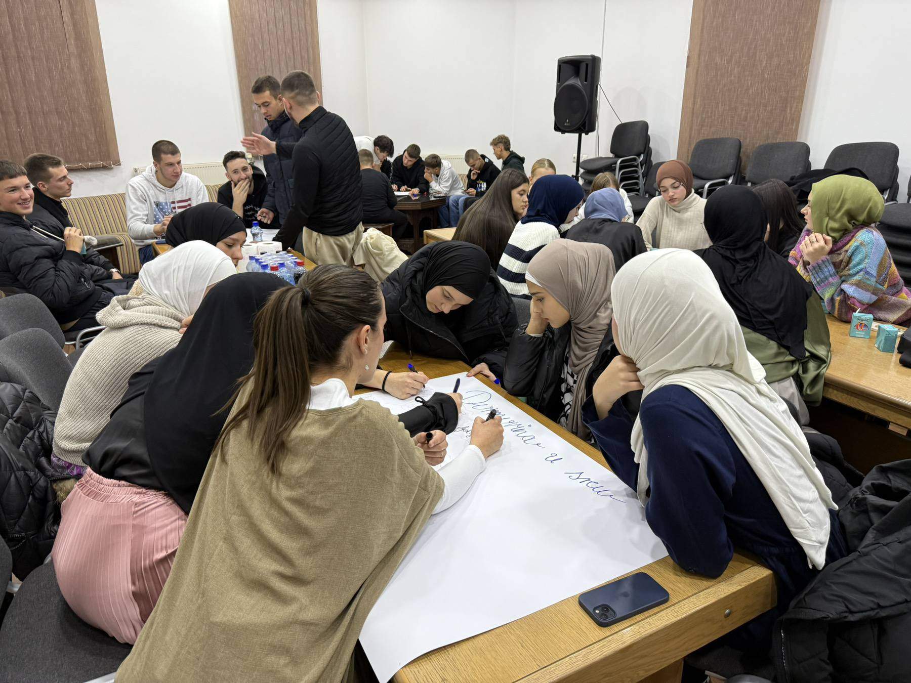 Foto: Mreža mladih Gradačac - Mreža mladih MIZ Gradačac tradicionalno obilježila Dan državnosti Bosne i Hercegovine   