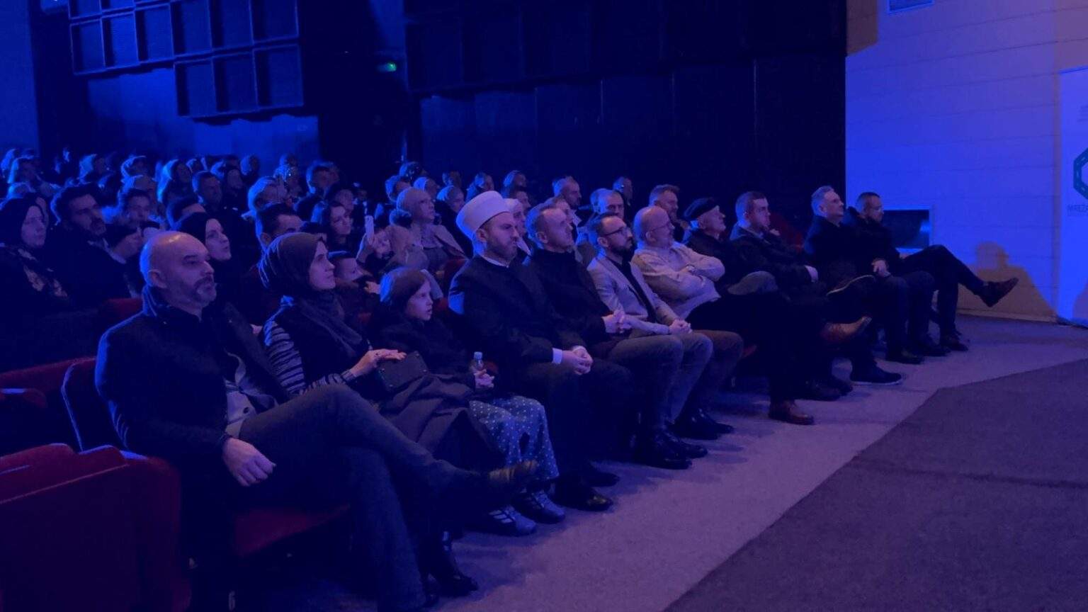 mustafa67-25-1536x864.jpg - Održana kino premijera albuma “Milost svjetovima” Mustafe Isakovića