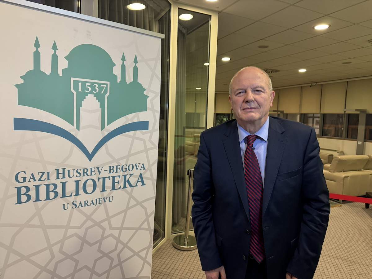 IMG_5161.jpg - U Sarajevu predstavljena monografija Medrese Osman-ef. Redžović &bdquo;Dragulj na brijegu&ldquo;