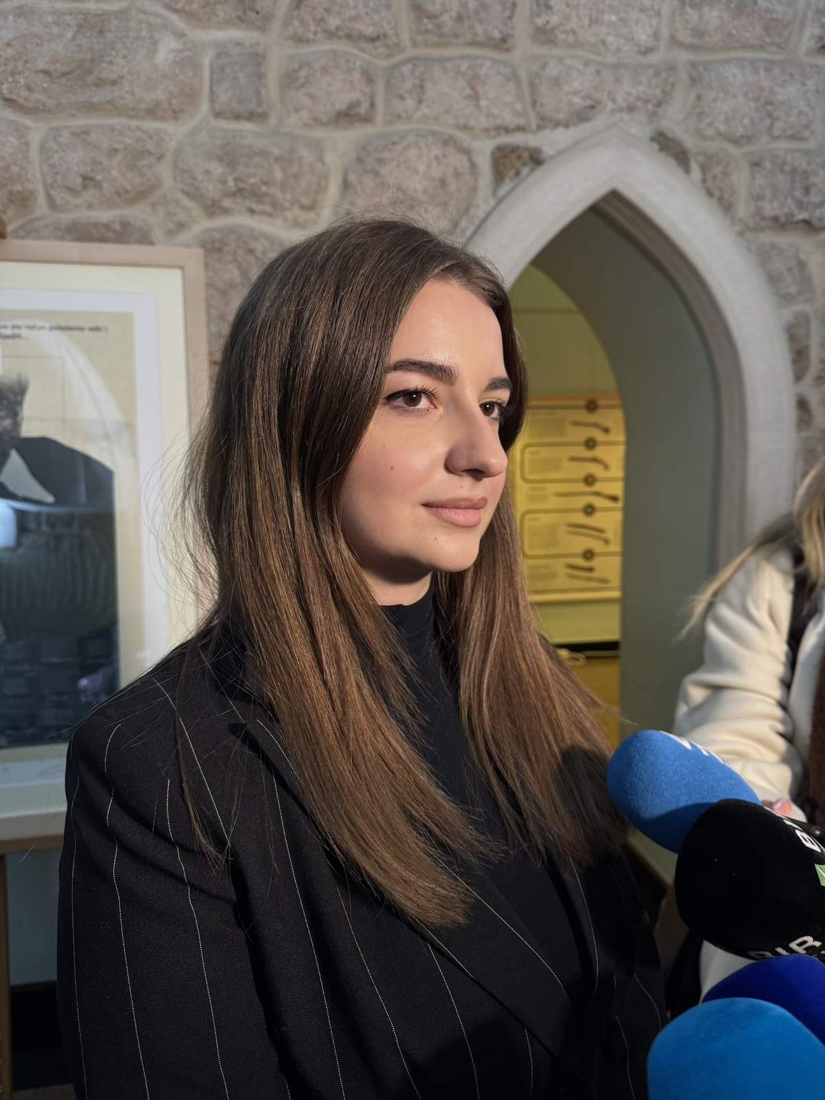 IMG_5415.jpg - Dodijeljene stipendije &bdquo;Cvijet Srebrenice&ldquo; za 55 učenika i studenata