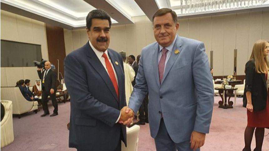 610948293_1439931507486922_1227182353813974781_n.jpg - Milorad Dodik i Nicol&aacute;s Maduro