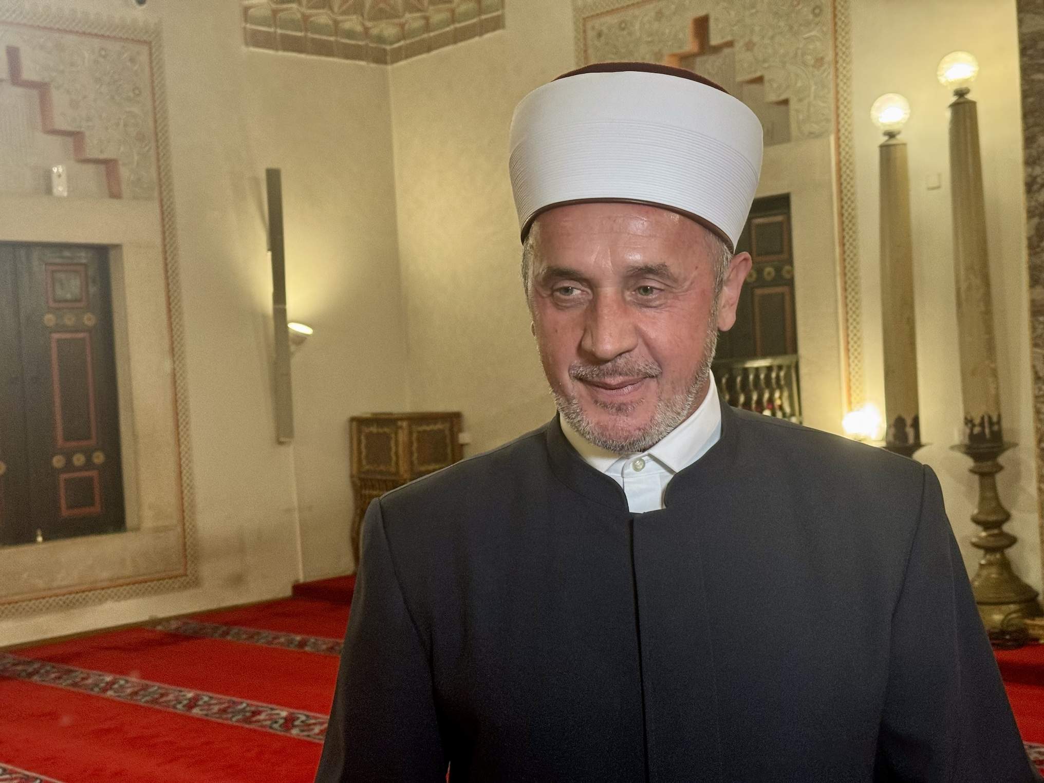 Muftija Ćeman.jpeg - Večer Kur’ana u Gazi Husrev-begovoj džamiji povodom Lejletul-miradža i Dana vakifa