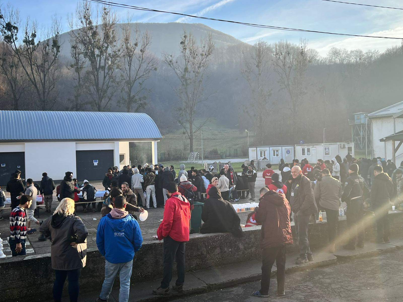 blazuj-rucak-foto-dzs-preporod-1.jpg - Ljudi u kontejnerima: Pod istim nebom, na istoj hladnoći