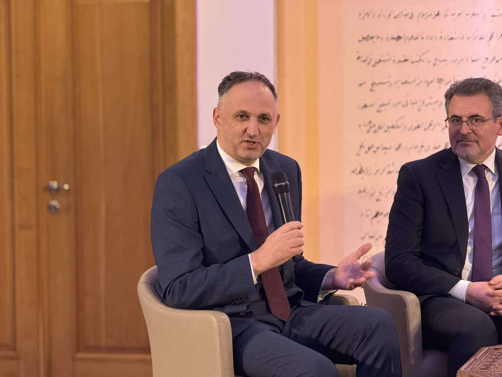 idriz-knjiga-11.jpg - Sarajevo: Upriličen razgovor povodom knjige 