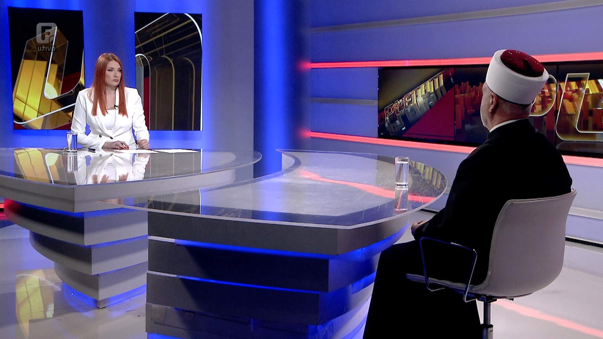 180226_plenum4.jpg - Reisul-ulema Kavazović: Bh. tradicija islama je inkluzivna; muslimani nikoga ne smatraju neprijateljem