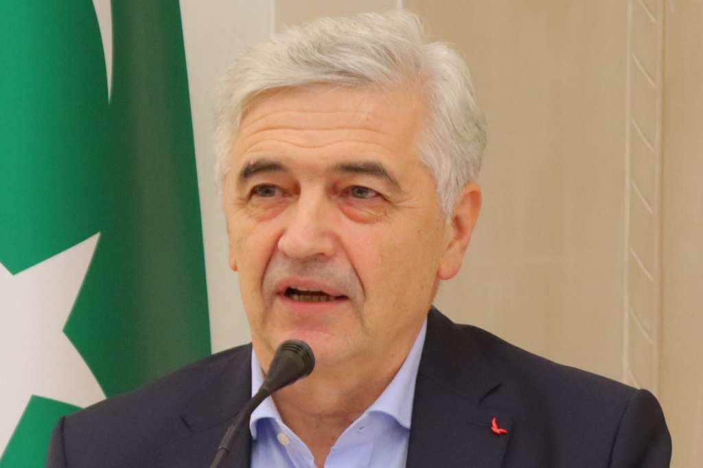 l_d3864df9757ad5c8584ac8459df012bd.jpg - Husić: Orijentalni institut u Sarajevu čuvar pisane ba&scaron;tine i nakon 75 godina