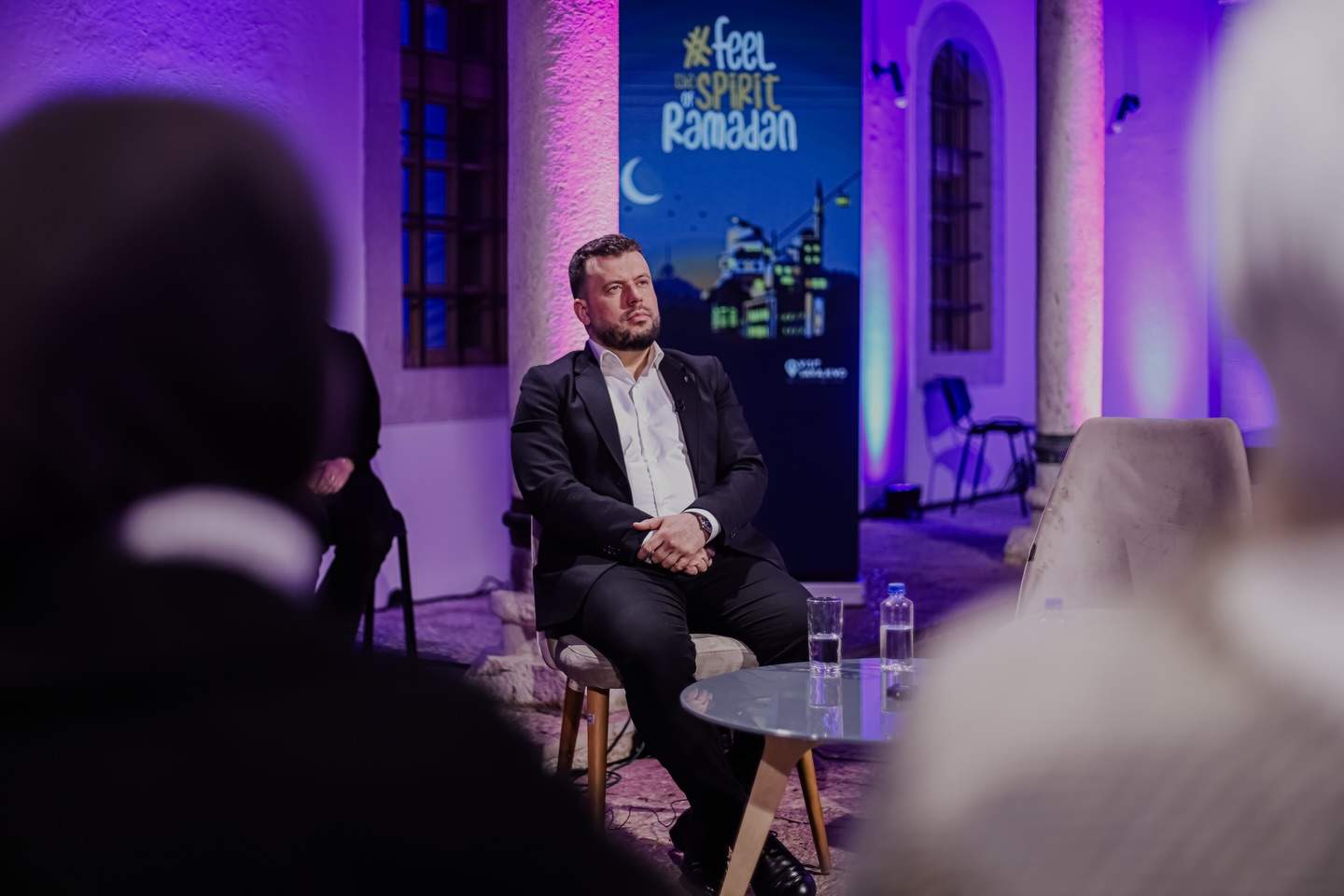 649223998_18306504439286646_580135772244941539_n.jpg - Ramazanske večeri: Hafiz Ba&scaron;ić i Frenkie o Bedru i neposrednim doživljajima vjere