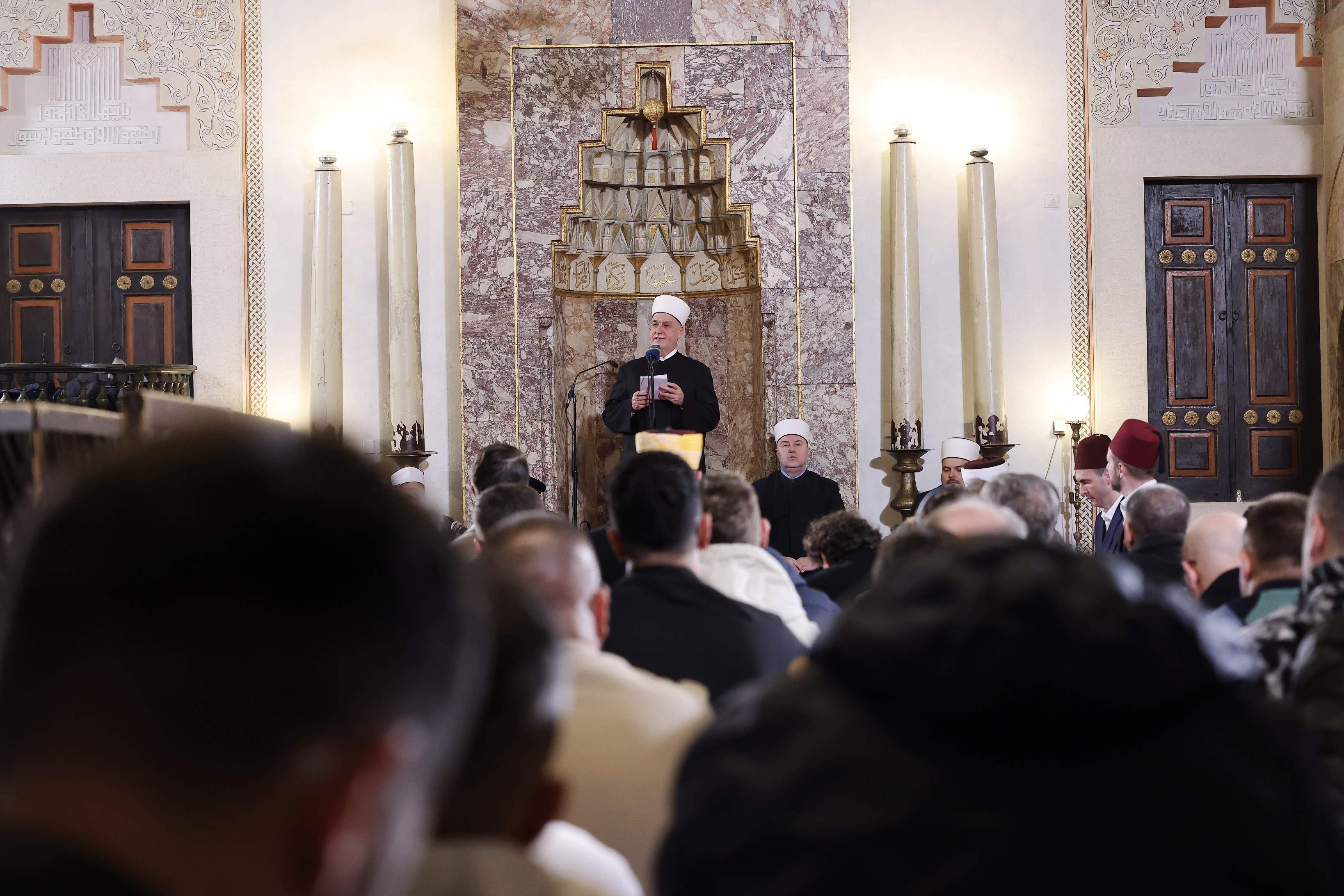 IMG_20260316_195826.jpg - Reisul-ulema: Večeras zamolimo Boga da svijet usmjeri prema dobru