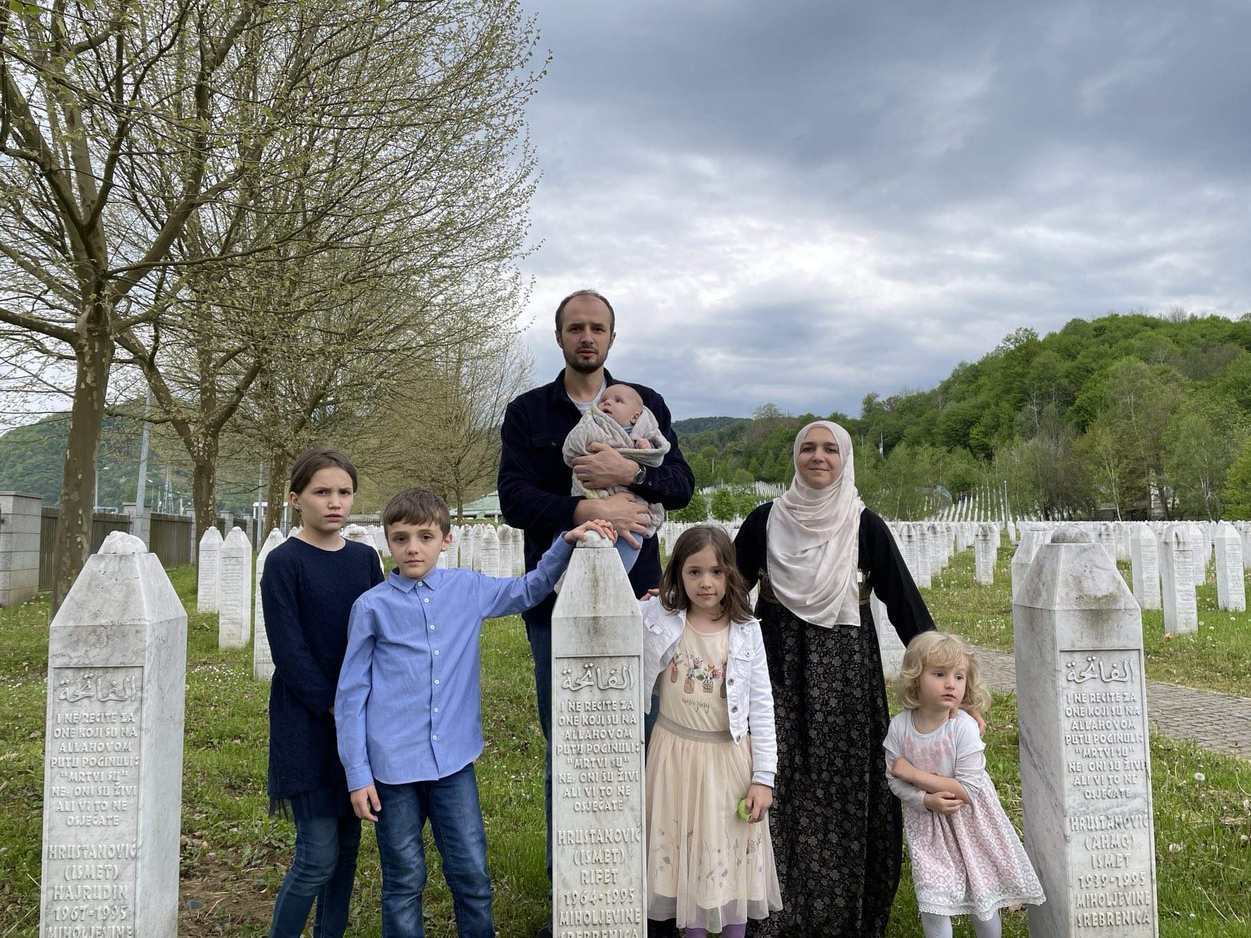 00.jpg - Dan &scaron;ehida